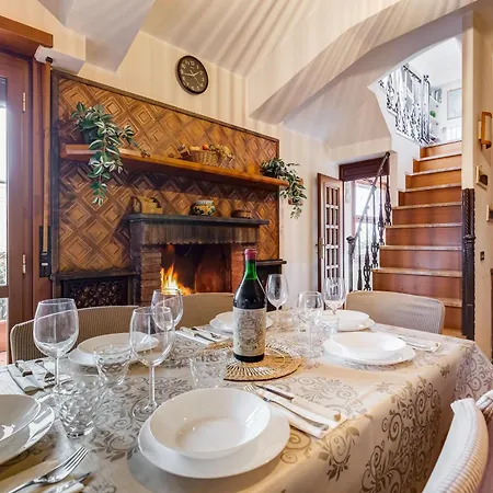 شقة The Elegant Penthouse - Ampio Attico Con Posto Auto