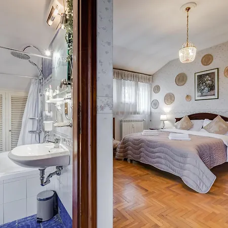 The Elegant Penthouse - Ampio Attico Con Posto Auto روما