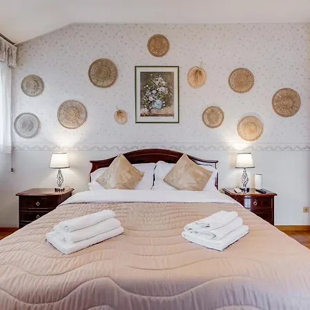 The Elegant Penthouse - Ampio Attico Con Posto Auto شقة *