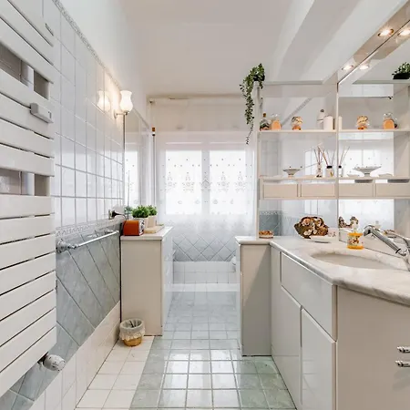 The Elegant Penthouse - Ampio Attico Con Posto Auto * روما