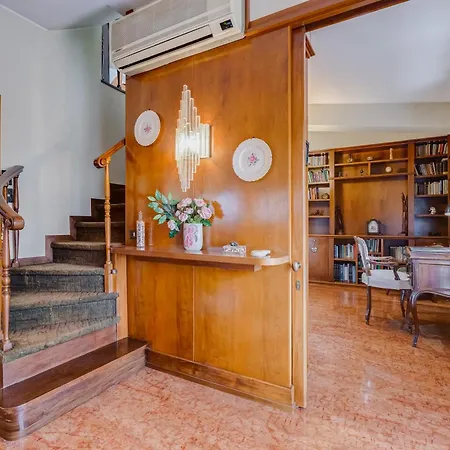The Elegant Penthouse - Ampio Attico Con Posto Auto *