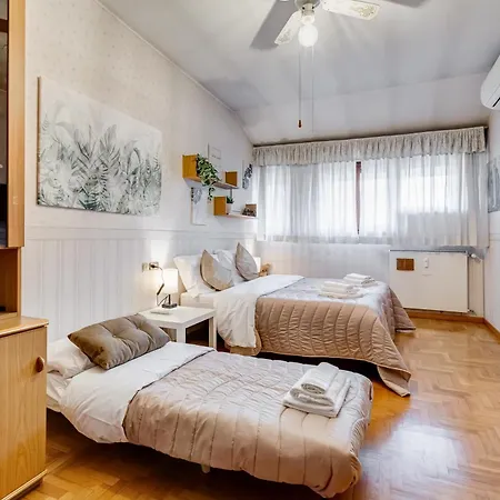 The Elegant Penthouse - Ampio Attico Con Posto Auto *